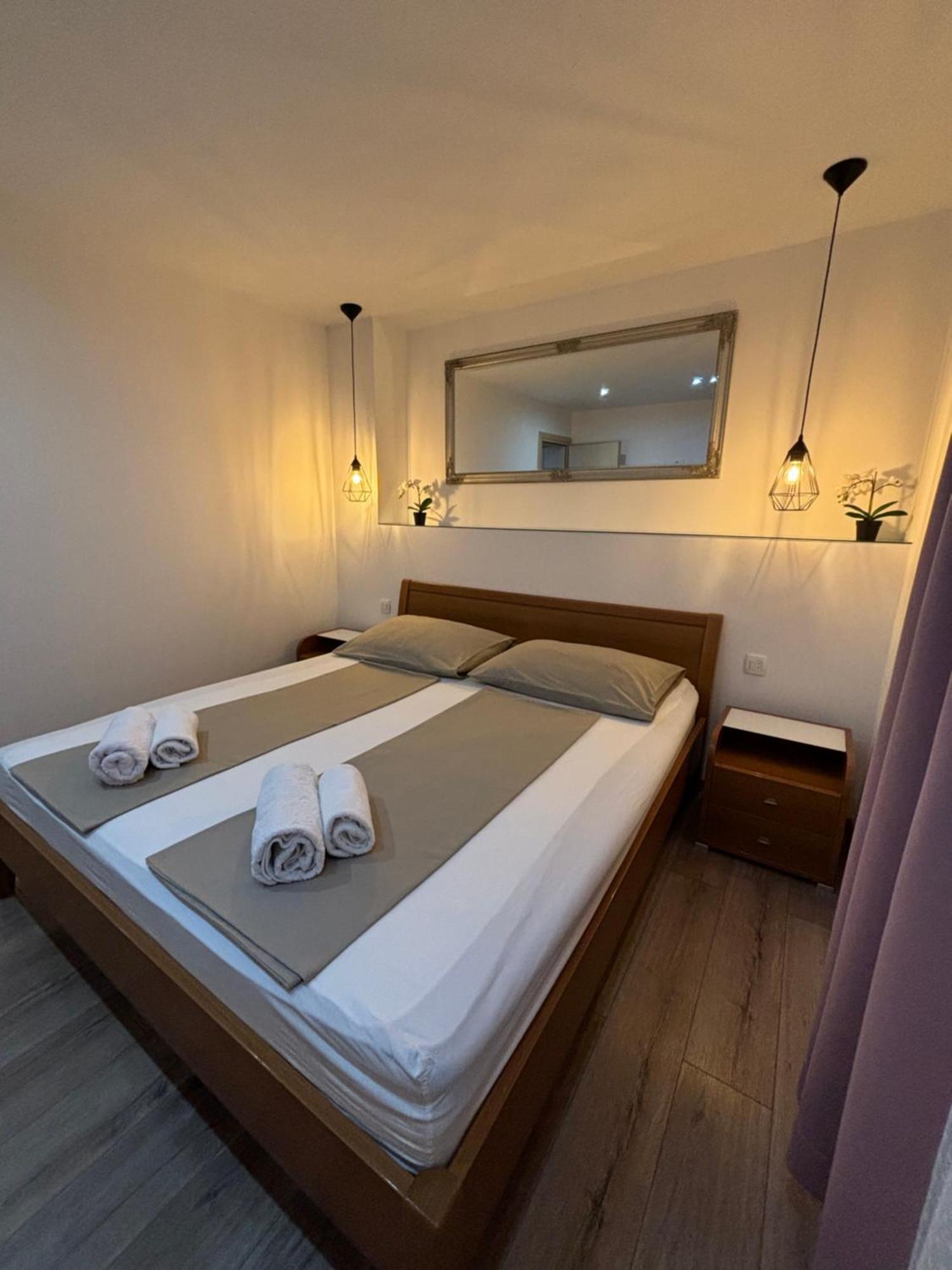 Apartments One Palm 珀德垂那 外观 照片