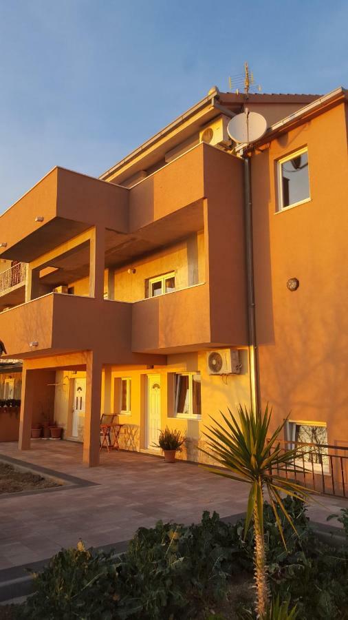 Apartments One Palm 珀德垂那 外观 照片